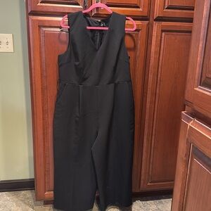 Black Sleeveless Jump Suit